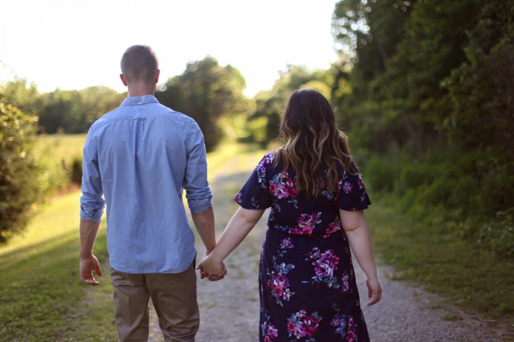 How to Build Trust in a Relationship That Started Online