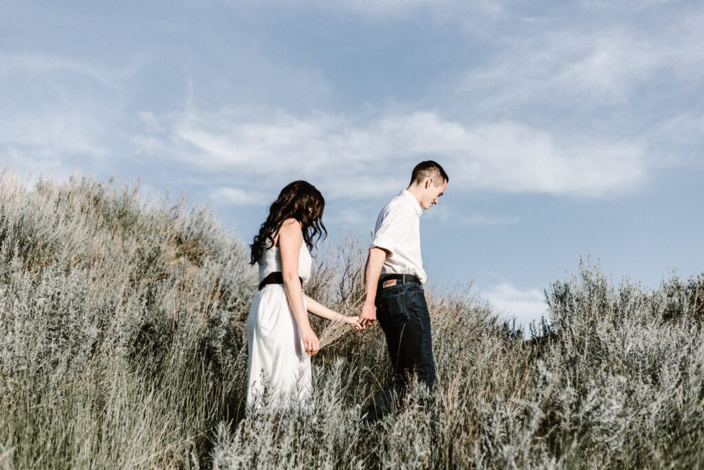 How Long-Distance Relationships Make Love Work Online